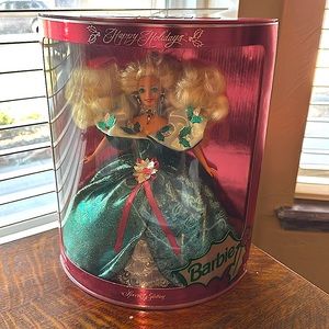 Vintage Happy Holidays Special Edition Barbie 1995